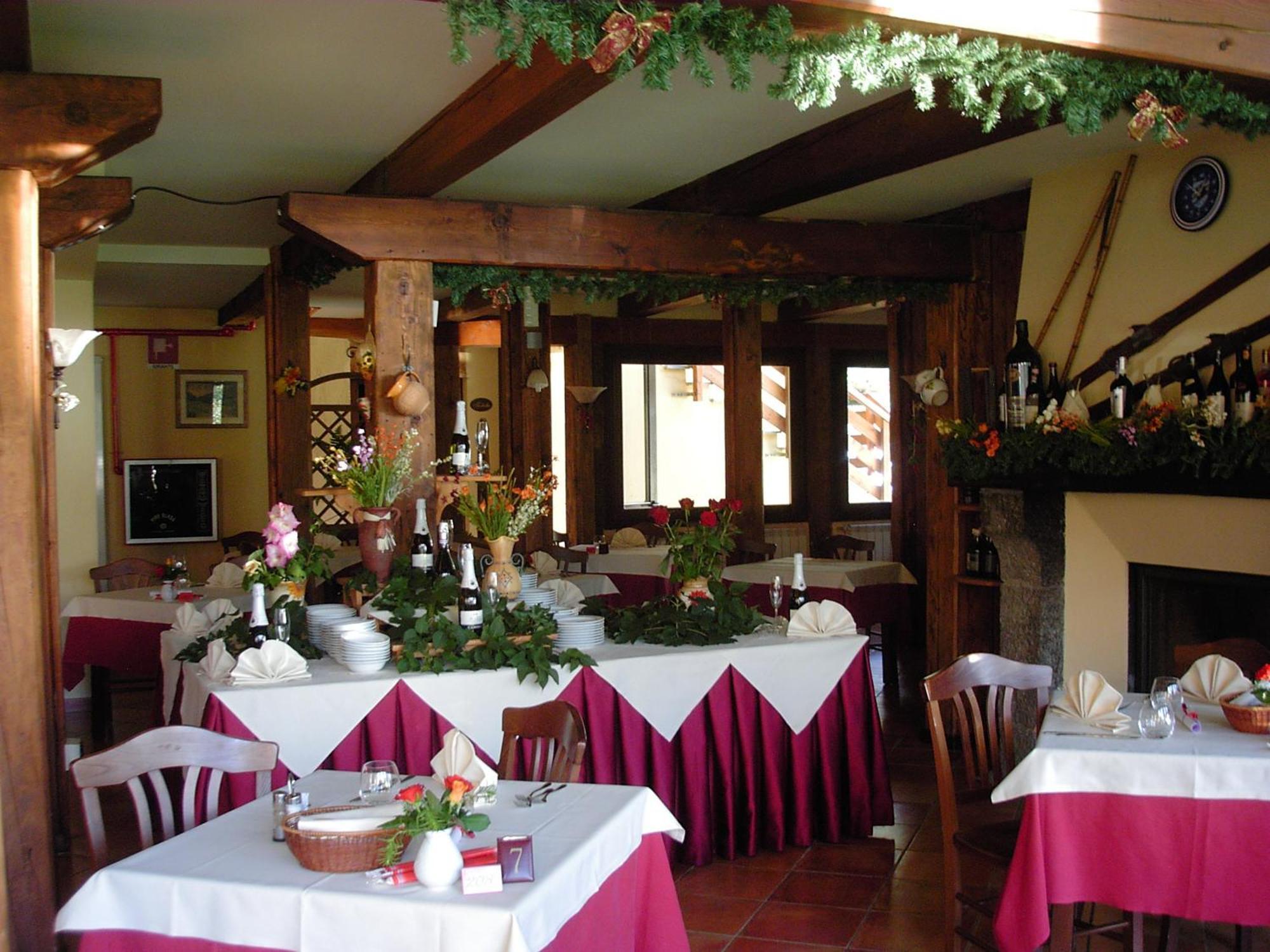 Hotel Ca Fiore Bardonecchia Exteriör bild