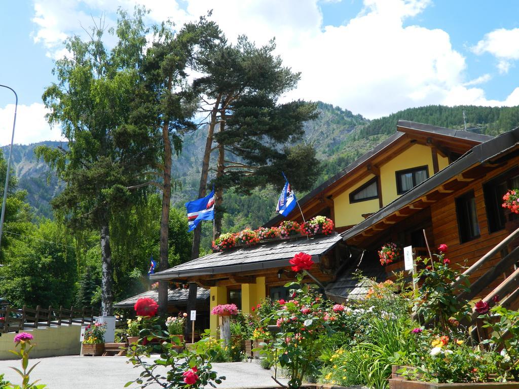 Hotel Ca Fiore Bardonecchia Exteriör bild