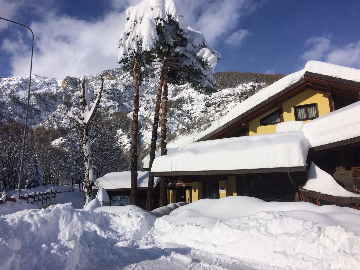 Hotel Ca Fiore Bardonecchia Exteriör bild