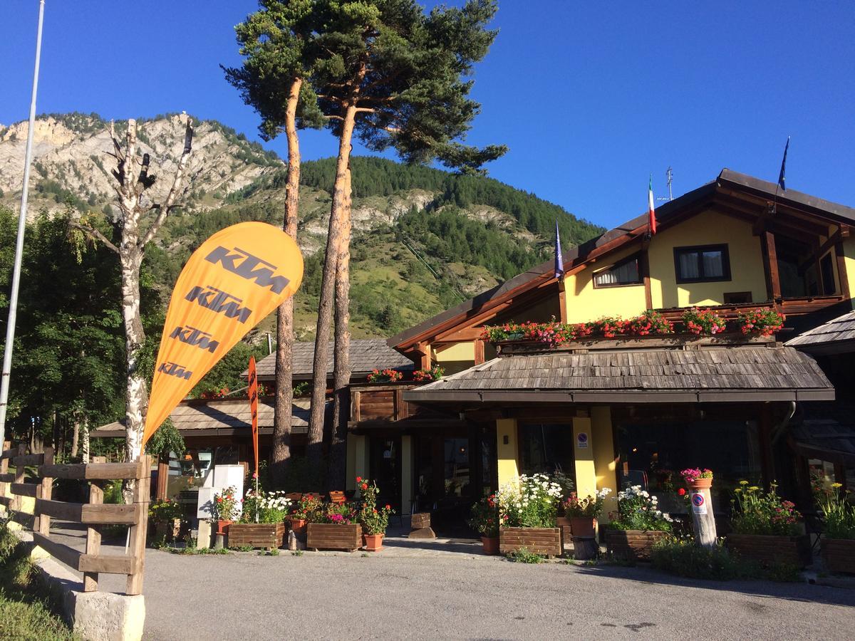 Hotel Ca Fiore Bardonecchia Exteriör bild