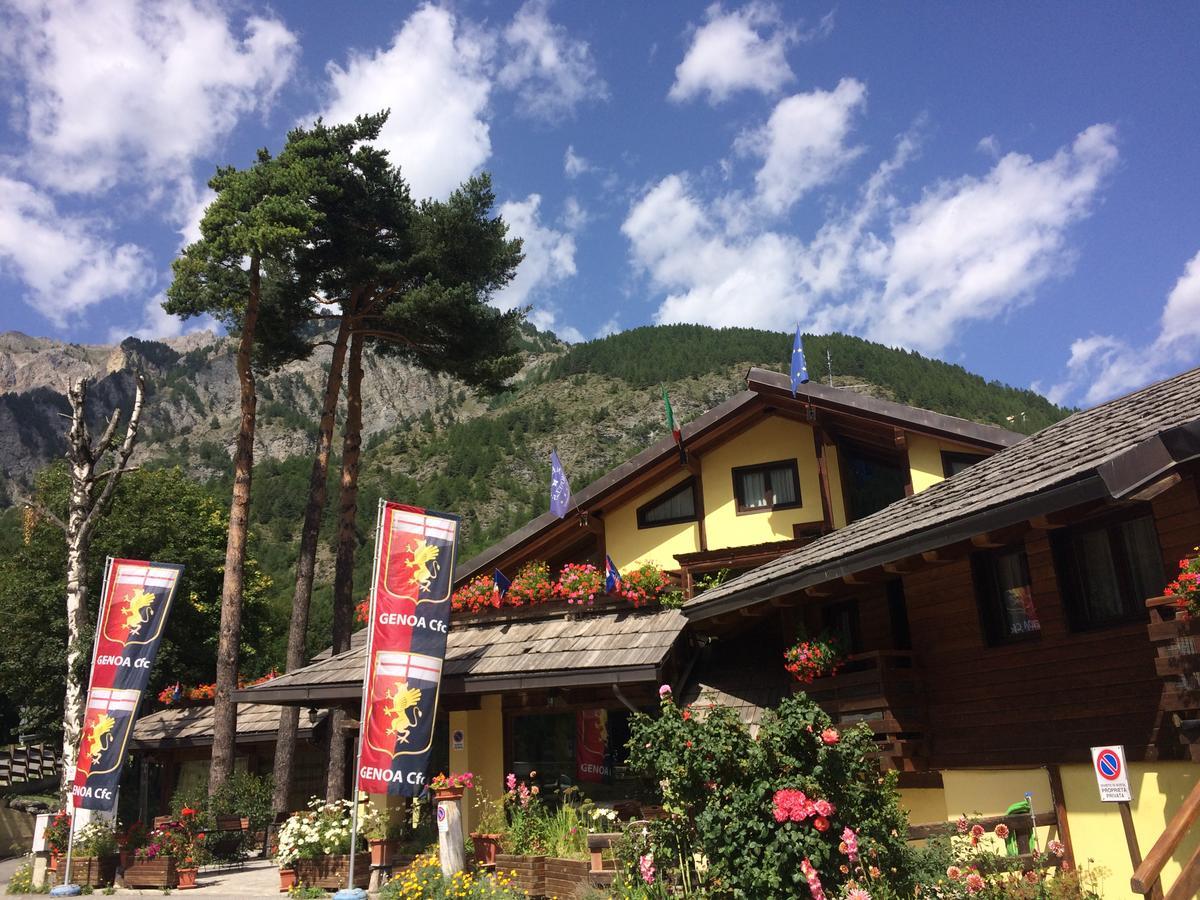 Hotel Ca Fiore Bardonecchia Exteriör bild