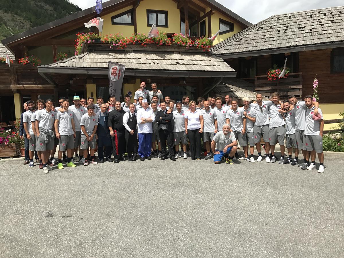 Hotel Ca Fiore Bardonecchia Exteriör bild